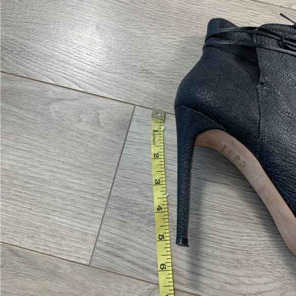 REISS Black Pointed Toe Leather Heeled Ankle Boots - Picture 10 of 11